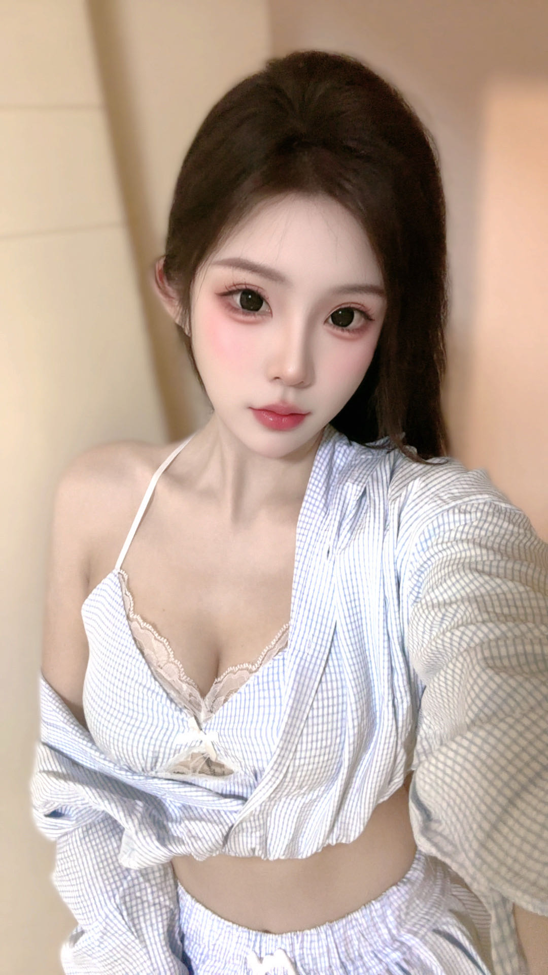 004号身高 168 97斤 C 🉑